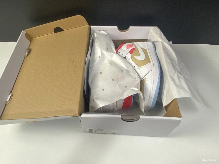 1 Jordan - Mid SE (W) Sesame CZ0774-200 0831